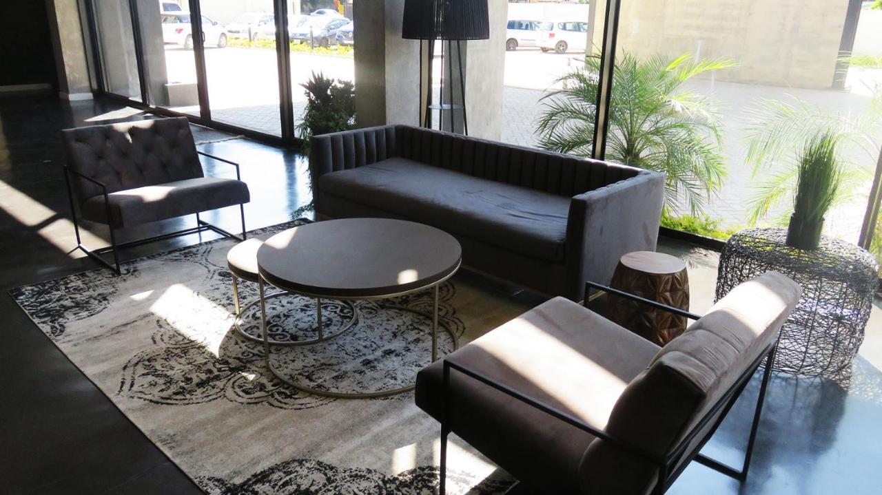 The Urban Hotel Lusaka Exterior foto
